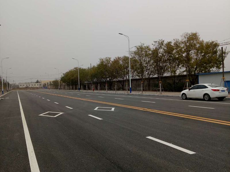 宋元瓷規(guī)劃二路道路、綠化及配套設(shè)施實景圖